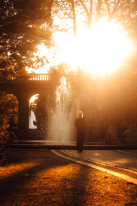 Intuitive Streetphotography in Berlin – Licht sehen, Stimmung fotografieren