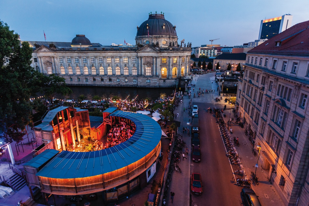 <b>fotoforum Impulse: Jürgen Hohmuth: Perspektivwechsel: Fotografien aus dem Zeppelin</b><br />03.10.2026 2 <b>fotoforum Impulse: Jürgen Hohmuth: Perspektivwechsel: Fotografien aus dem Zeppelin</b><br />03.10.2026 – Bild 2