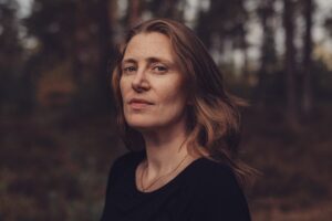 <b>Nur für Frauen: Mein Weg zu mir, mein Weg zum Selbstporträt // Mit Claudia Warneke</b><br />17.02.2027 - 10.03.2027 25