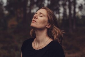 <b>Nur für Frauen: Mein Weg zu mir, mein Weg zum Selbstporträt // Mit Claudia Warneke</b><br />17.02.2027 - 10.03.2027 28 Nur für Frauen: Mein Weg zu mir, mein Weg zum Selbstporträt // Mit Claudia Warneke