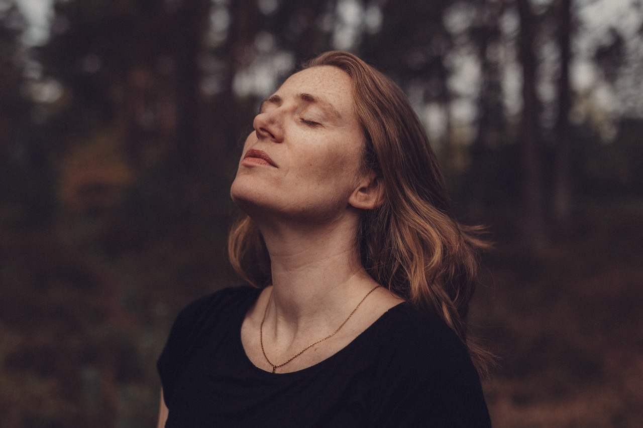 <b>Nur für Frauen: Mein Weg zu mir, mein Weg zum Selbstporträt // Mit Claudia Warneke</b><br />17.02.2027 - 10.03.2027 2 Nur für Frauen: Mein Weg zu mir, mein Weg zum Selbstporträt // Mit Claudia Warneke