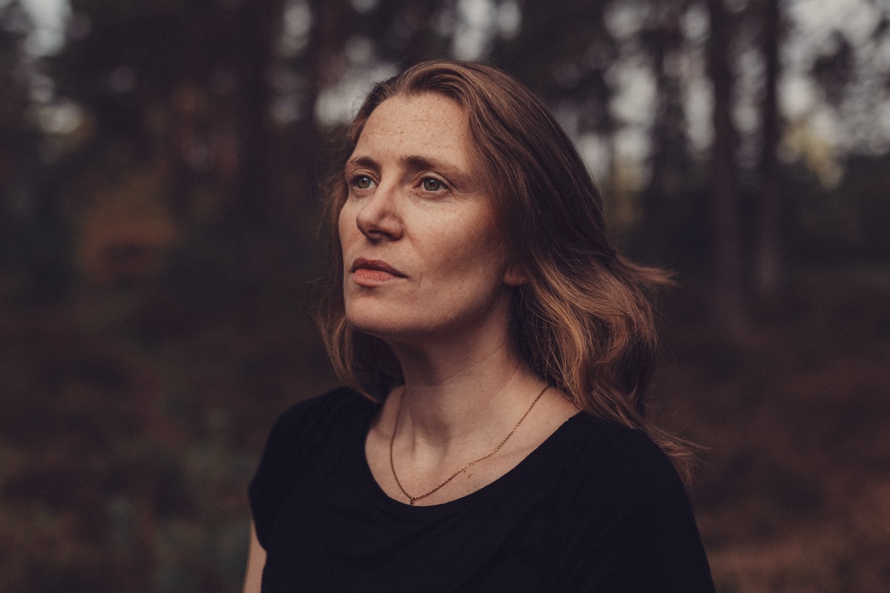 <b>Nur für Frauen: Mein Weg zu mir, mein Weg zum Selbstporträt // Mit Claudia Warneke</b><br />17.02.2027 - 10.03.2027 3 Nur für Frauen: Mein Weg zu mir, mein Weg zum Selbstporträt // Mit Claudia Warneke